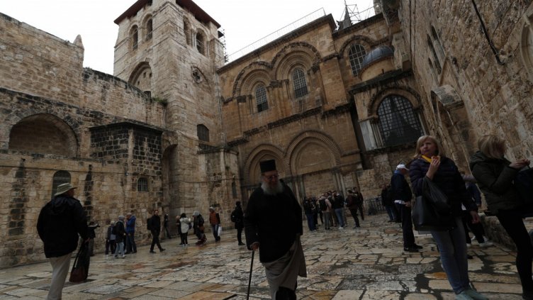 Коронавирусът затвори Божи гроб