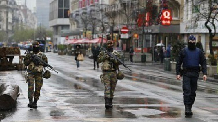 Полицията в Женева на крак заради терористи