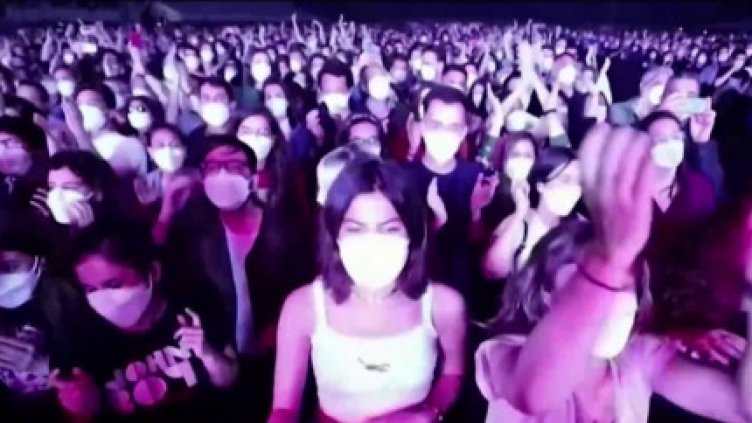 Тестът в Барселона: По-безопасно е на концерт, отколкото на улицата