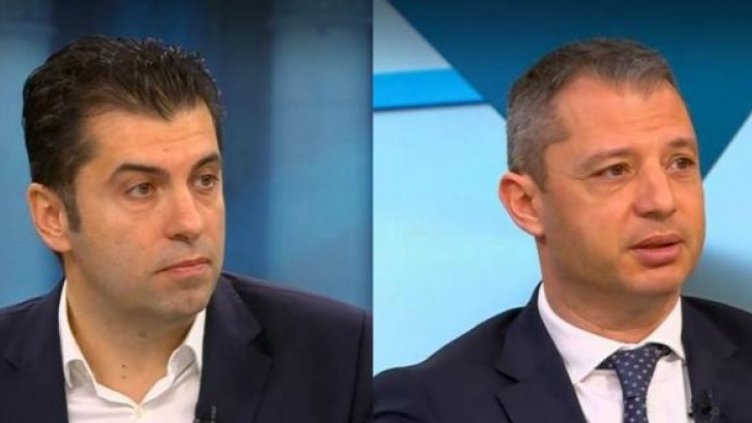 Добрев не вярва на историите на Петков за баба му, иска доказателства