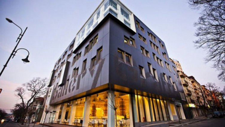 Фронтменът на Godmack Съли Ерна в Хотел-галерия Графит