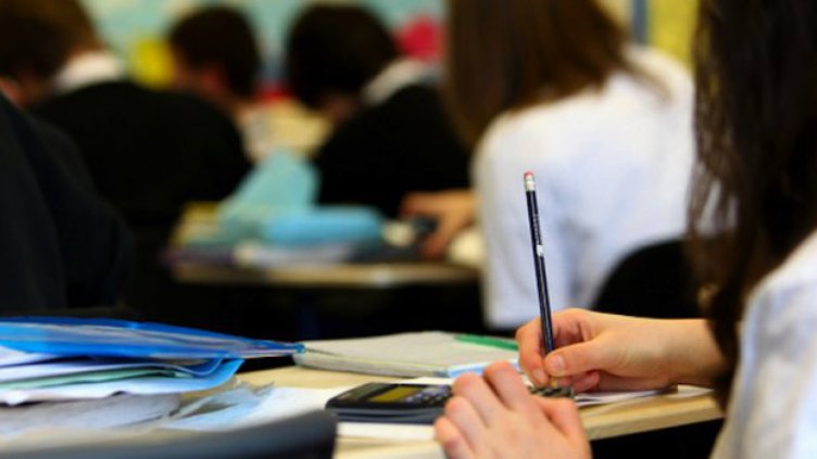 3400 зрелостници се явяват на матура по БЕЛ във Варна