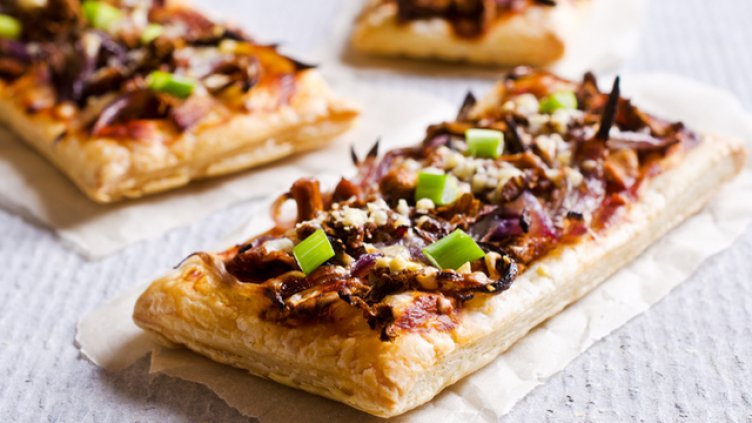 Тарти с лук от бутертесто