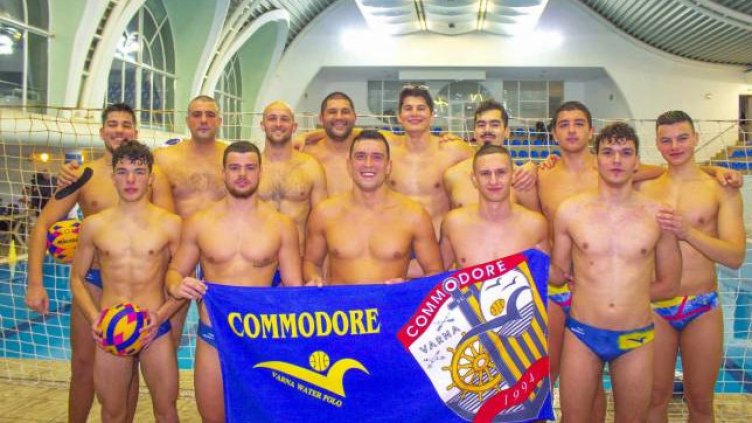 Ватерполният „Комодор” (Варна) губи драматично след дузпи