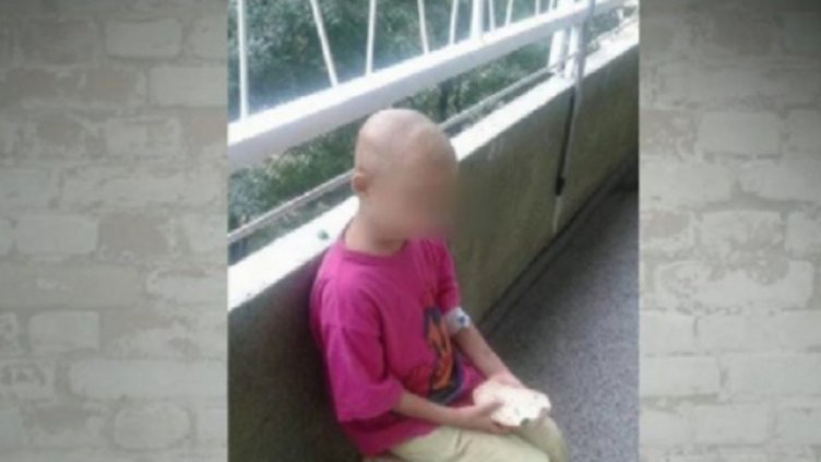 Семейството на малкия Мустафа – 13 души в две стаи