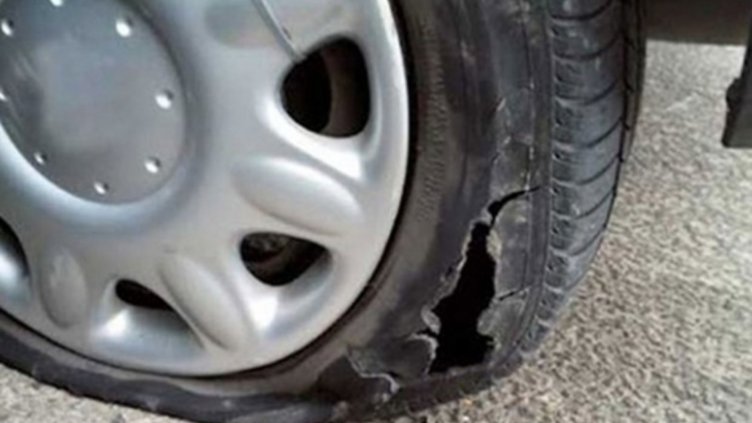 Дрогиран шофьор наряза гумите на друг след скандал
