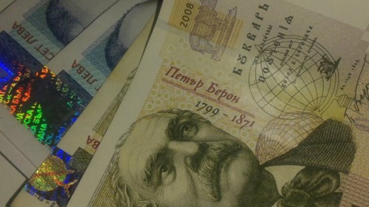 Режат парите на партиите? По сложна схема, с няколко милиона...