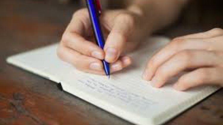 Иновативно CV: Тийнейджър се продава. Би работил за пари!