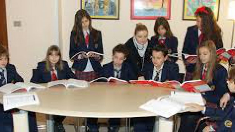 Частни забавачки и школа с държавна пара. Ако искат!