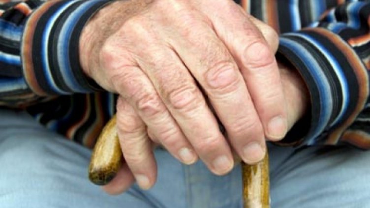 От днес минималната пенсия е 180 лв.