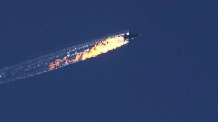 Сирийски боен самолет падна край турската границата