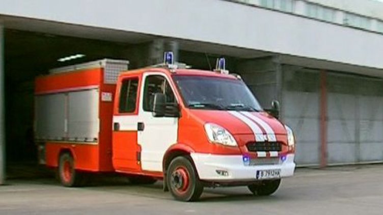 Семейства горяха в домовете си във Варна