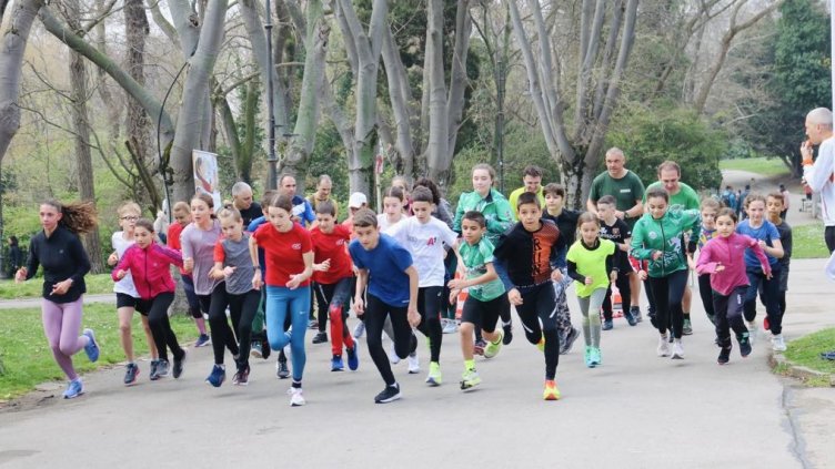  Канят всички деца до 14 г. на „Великденски крос с децата на Варна“