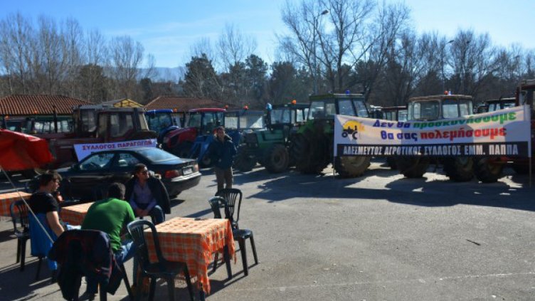 Гръцките фермери ни тормозят от 10 години с блокади