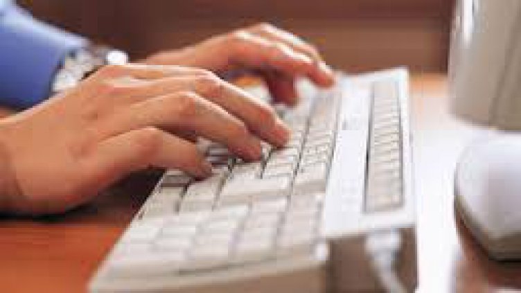 Студенти на стаж в държавната администрация срещу 330 лева на месец