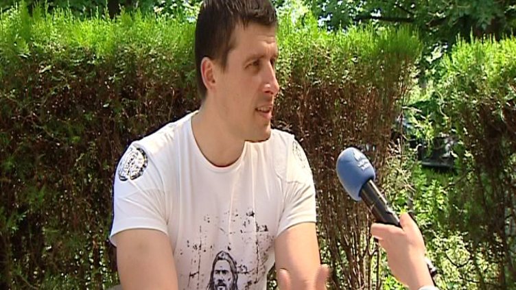 "Щрихи от утрото" (25.05.2017) -Кръсти детето си Аспарух и получи 200 лева!