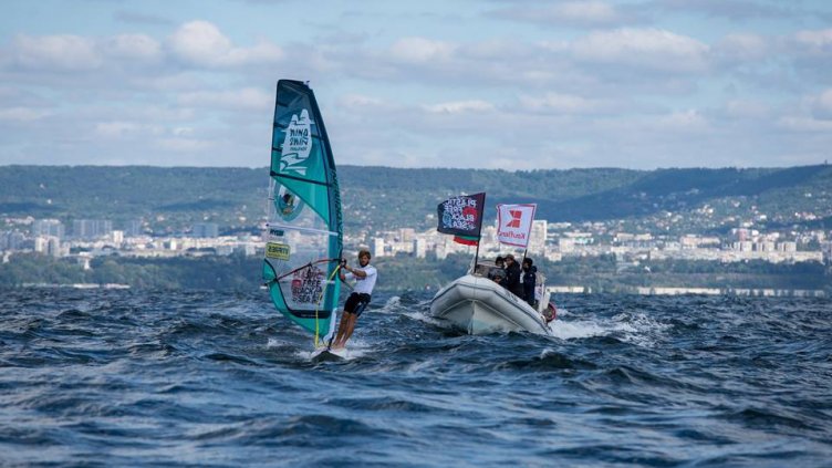 Във Варна закриват уиндсърф предизвикателството WIND2WIN