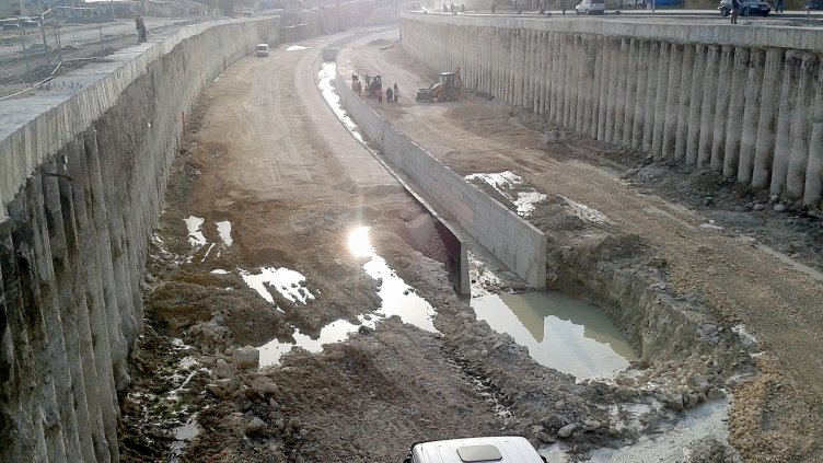 Хиляди „на сухо“ във вторник заради строежа на бул. "Васил Левски"