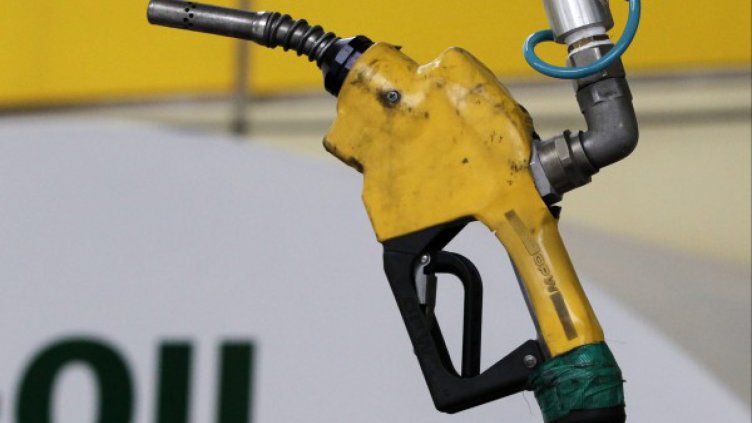 Арест за четирима, свили 8 тона дизел от бензиностанция