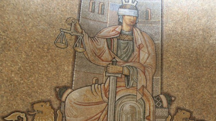 Мъж получи 8 г. затвор за разпространение на дрога