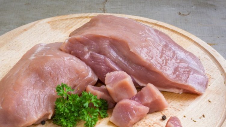 Русия спря доставките на свинско от България