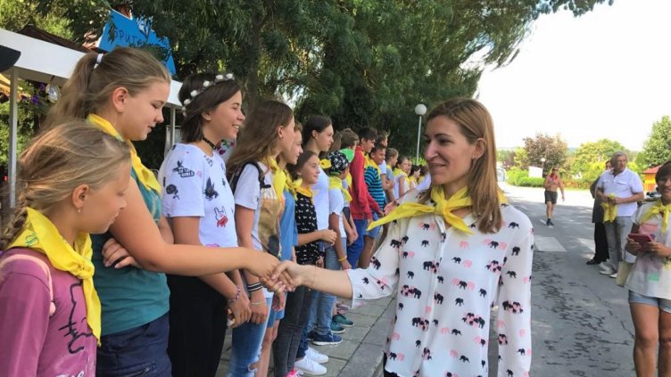 Министър Ангелкова и посланик Анатолий Макаров посетиха международни детски лагери по Северното Черноморие