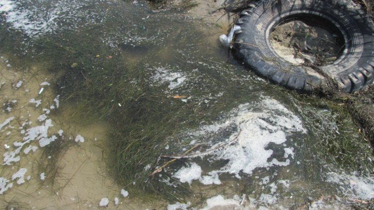 20 дни туристите се къпали в заразено море