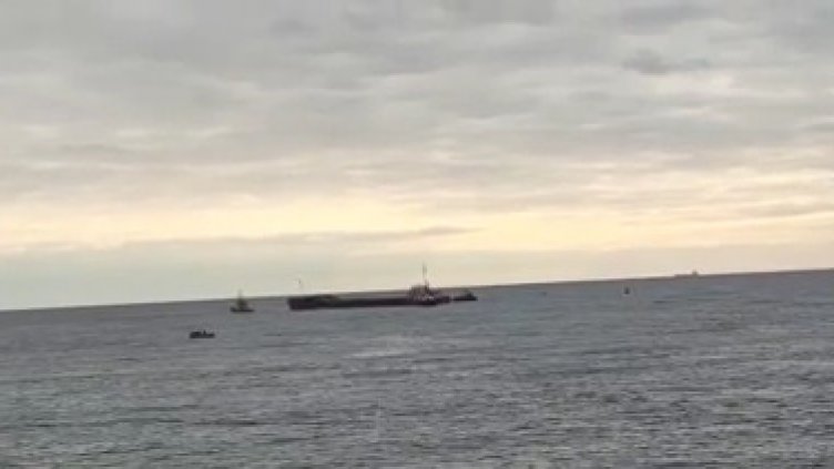 Провлачиха "Vera Su" до Варна