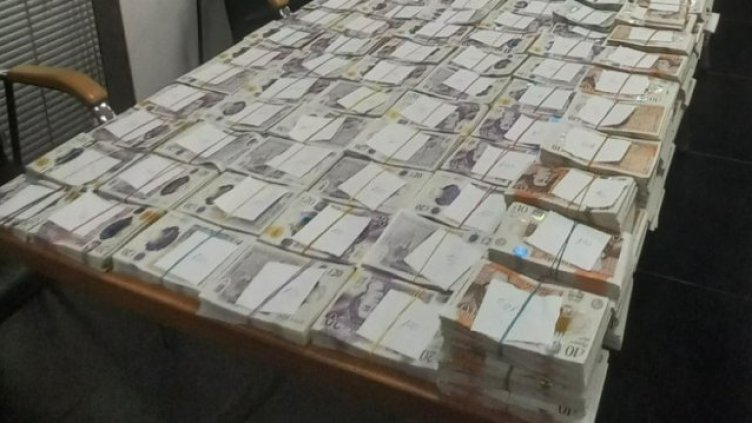 На "Капитан Андреево": Намериха над 1,2 млн. лв., укрити в турски тир 