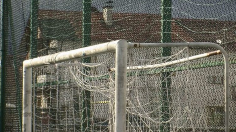 Почина детето, премазано от футболна врата в Пазарджик