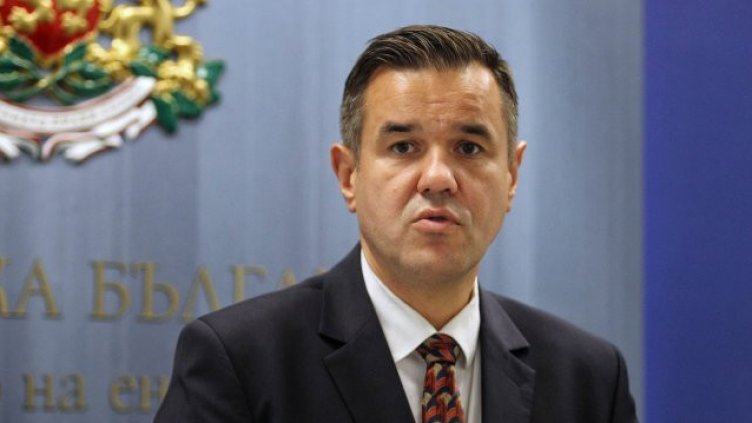 Държавата чака цените да паднат сами