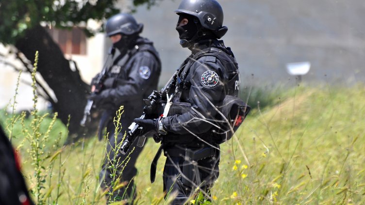 „Терористи“ окървавиха УМБАЛ„Света Марина“ (СНИМКИ)