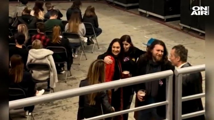 Крути мерки и яки концерти: "Зеленият сертификат" показа червен картон на...