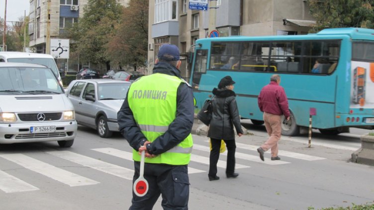  Приключва акция "Зима" на КАТ