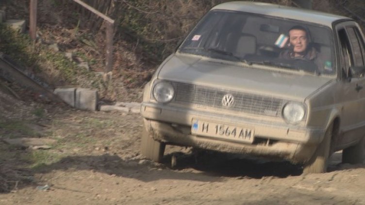 Кал по улиците изкара жителите на Шумен на протест