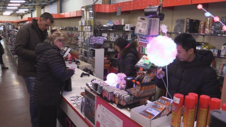 В Бургас издават касови бонове на китайски