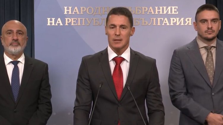 Затягат контрола върху отпускането на бързи кредити