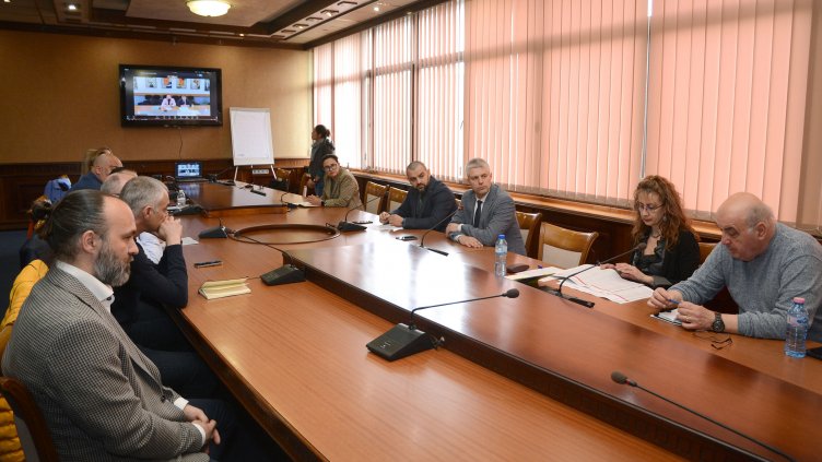 Лъсват курортните комплекси край Варна за сезона