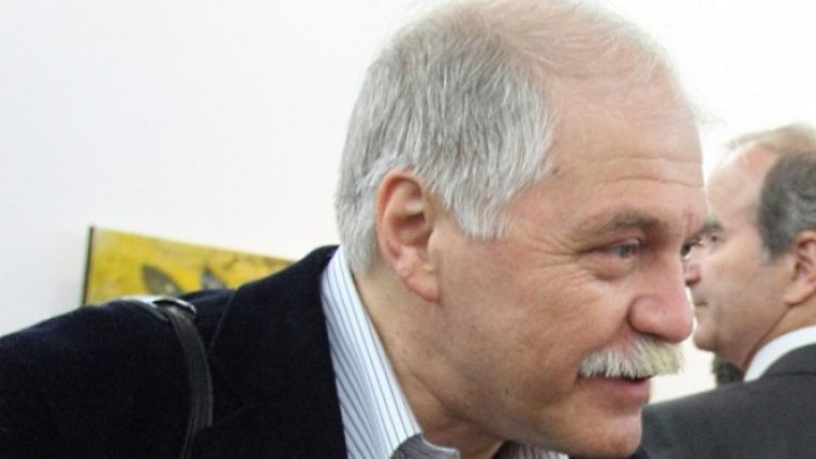 Голяма част от младите са неграмотни?