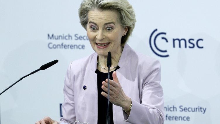 Фон дер Лайен отива на крака при Тръмп