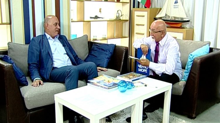 "Щрихи от утрото" (13.07.2017) - "Минути за култура"