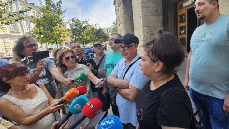 Родителите на задържан за побоя в Русе: Директорът на полицията и съседът му са били пияни