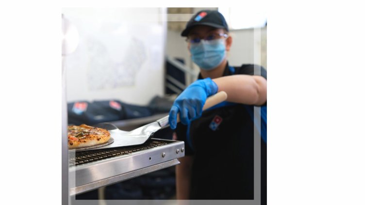 Заведенията искат на открито да се работи без маски