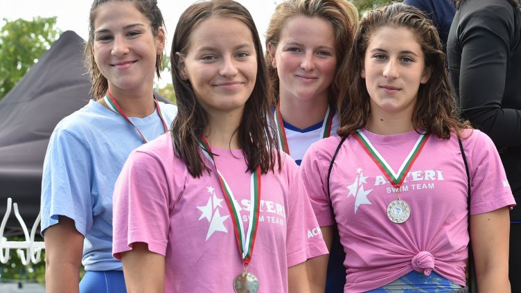 "АСТЕРИ" с I място при девойките