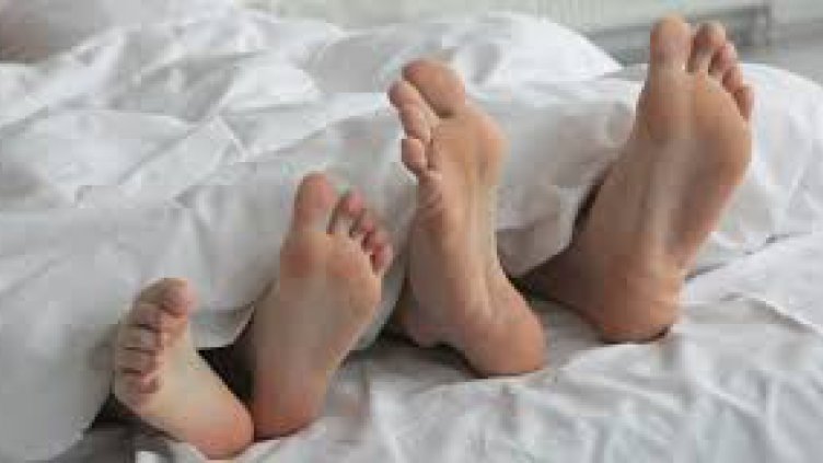 Британците предпочитат сутрин сън вместо секс