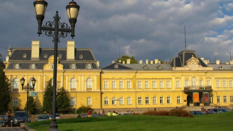 Таванът на Националния етнографски музей протече