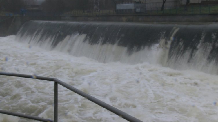 В с. Одринци са изплашени от изпускането на язовира