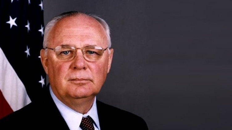 Почина Джеймс Пардю