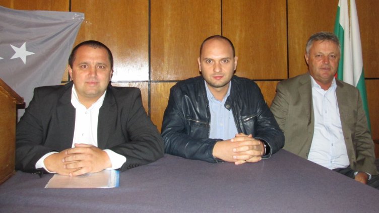 Данаил Йорданов, Павел Христов, Пламен Манушев.