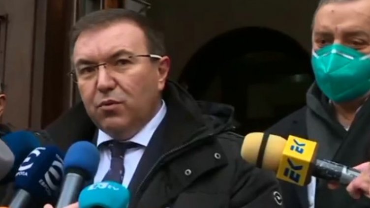 Кацаров: Ангелов и Кантарджиев са виновни за индийския щам у нас